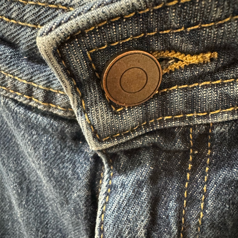 Women’s Blue Wide-Leg Jeans - Picture 3 of 6
